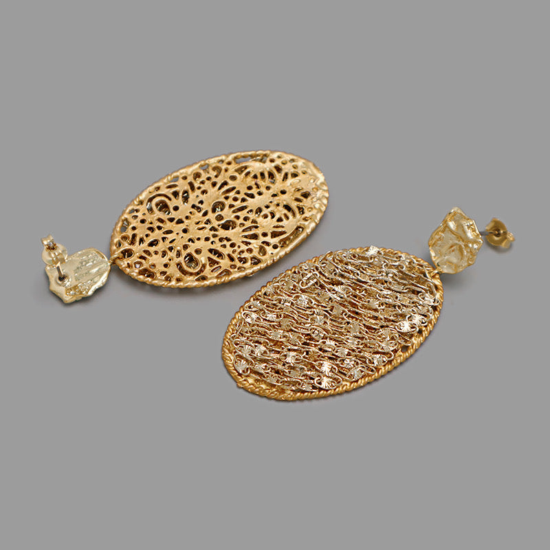 Baroque Elegance: Vintage Gold French Circular Earrings