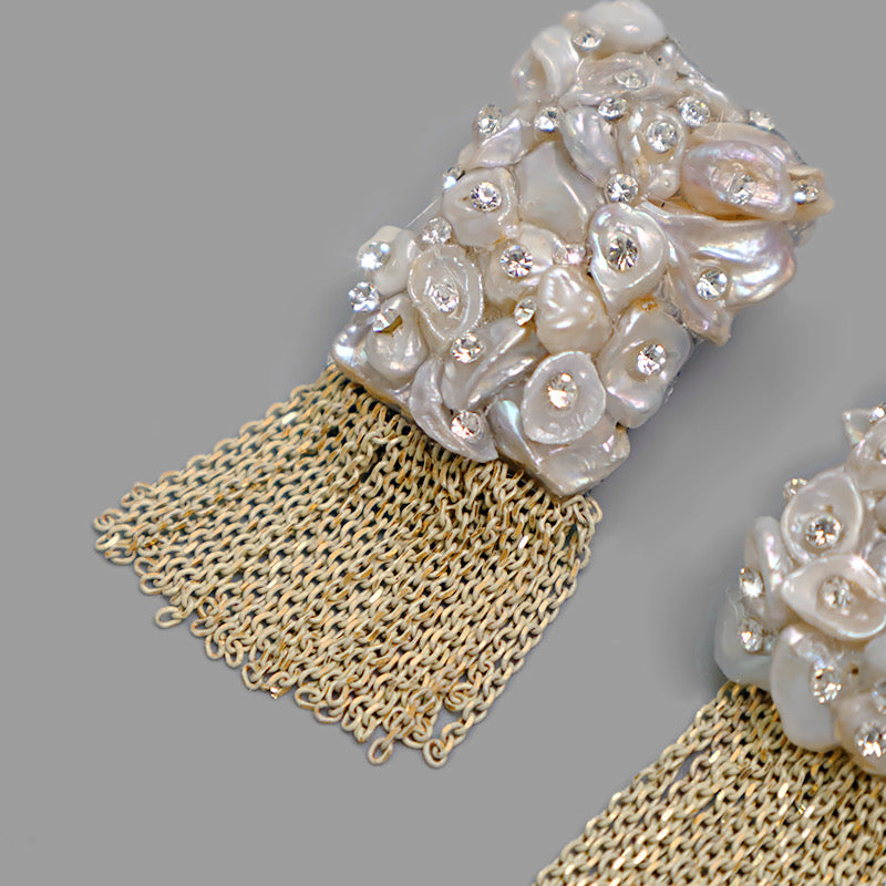 Baroque Splendor: Original Shell Pearl Tassel Clip Earrings